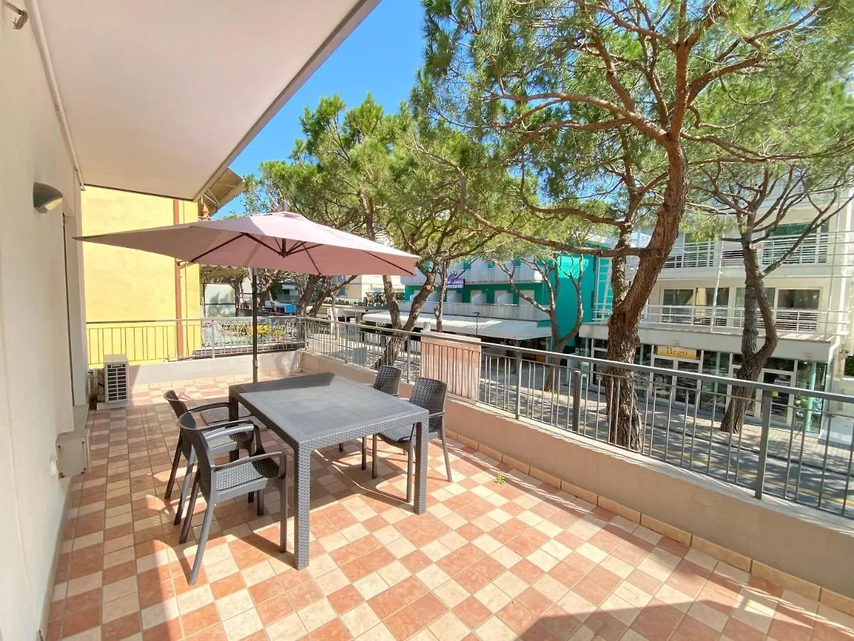 Artesi - Carraro Immobiliare Jesolo - Family Apartments Italia